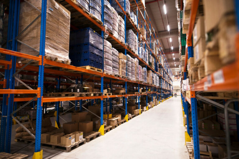 Reasons Why Your Business May Need a Distribution Warehouse This Year ?